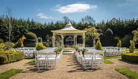 luxury manor house wedding venues.